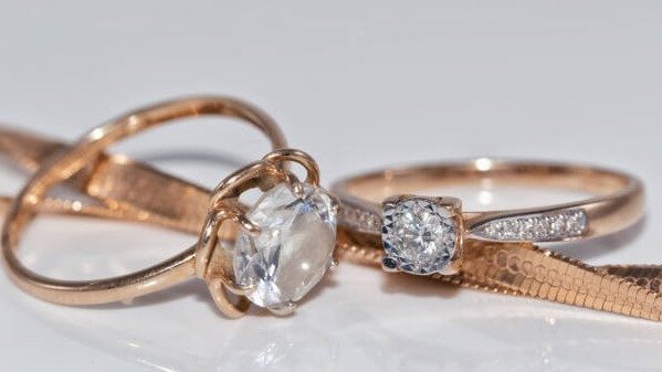 Jewelry antique gold buyer Dilworth North Carolina. Updated 2025